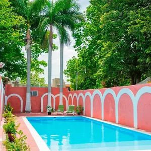 https://el-cid.hotelsmerida.org